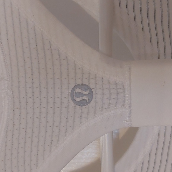 Lululemon Swiftly Tech T-back top - Picture 3 of 4